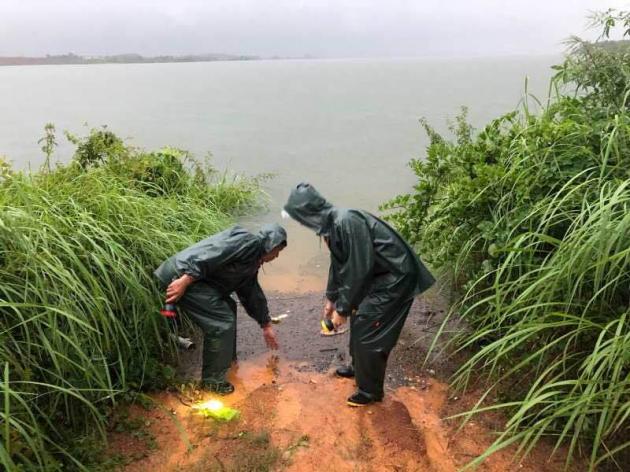 勇挑防汛重担 全力抗洪救灾