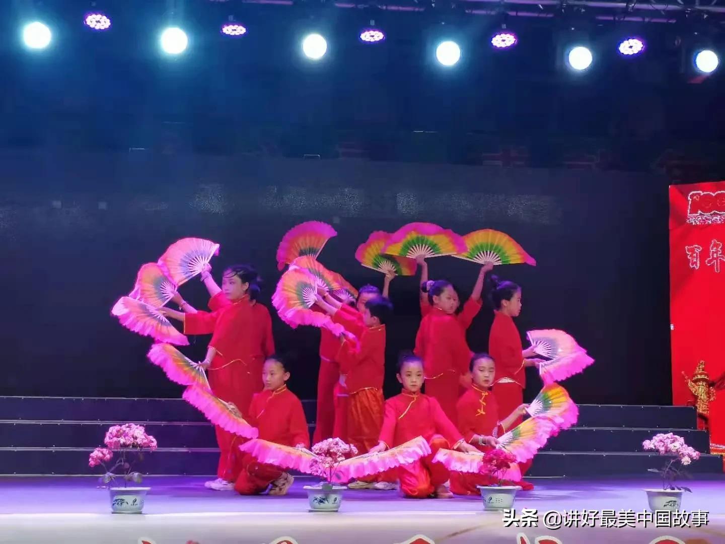 社会爱心人士助力柳林县高家沟乡首届校园文化艺术节