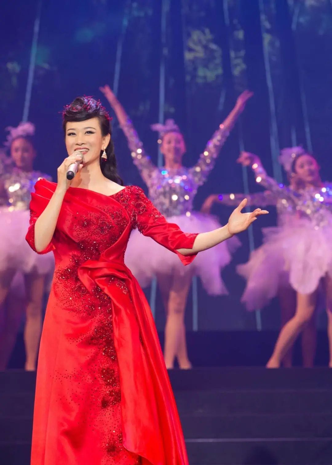 青年歌唱家李昱和最新歌曲《最爱在中国》献礼建党百年MV隆重呈现