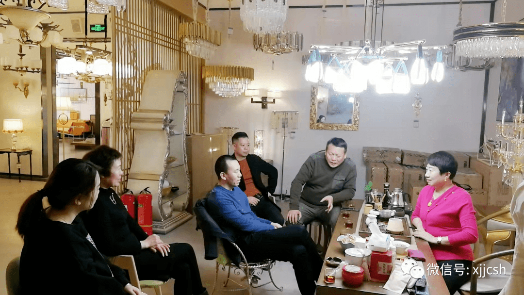 商会轮值会长冯世君一行走访会员企业,座谈了解企业经营情况